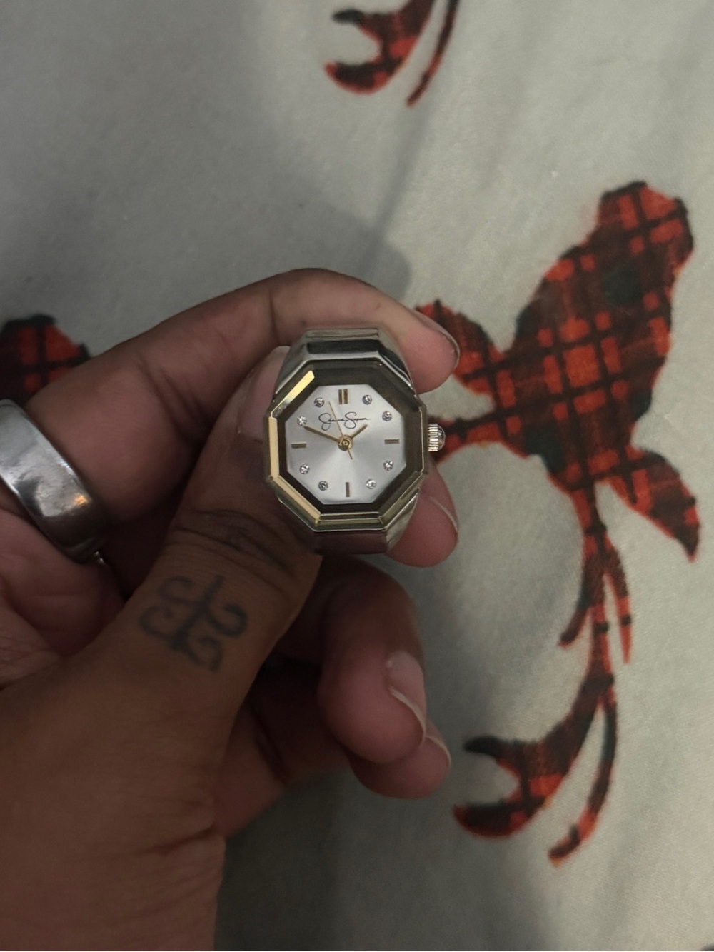 Jessica Simpson watch ring